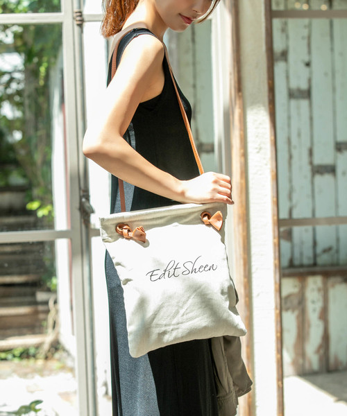 Edit Sheen(エディットシーン)の「スリムキャンバスロゴトートバッグ(トートバッグ・レディース・ホワイト/ベージュ/ネイビー/カーキ・FREE)」の20枚目の写真