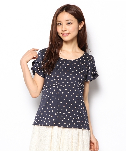 Soareak(ソアリーク)の「ソデタックバックリボンプルオーバー(シャツ/ブラウス・レディース・ブルー/ネイビー/ベージュ/ホワイト・SMALL)」の3枚目の写真