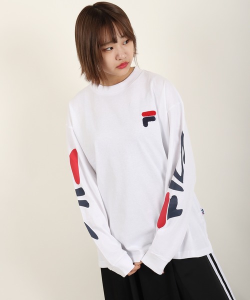 FILA HERITAGE(フィラヘリテージ)の「【FILA heritage】フィラ デザイン袖ロゴクルーネックロングスリーブTシャツ(スウェット・メンズ・ホワイト/ライトブルー/ブラック/ブルー系その他/ホワイト系その他/イエロー/レッド/ホワイト系その他2/レッド系その他・M/L/2XL/XL)」の3枚目の写真
