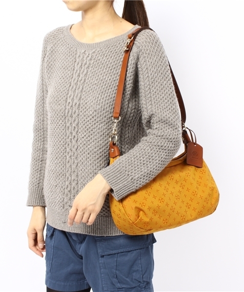 russet(ラシット)の「ヘビーツイルクラシカルショルダーバッグ【basic】(ショルダーバッグ・レディース・イエロー/ダークブラウン/チャコールグレー/ボルドー・FREE)」の12枚目の写真