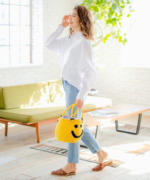 KOBE LETTUCE(コウベレタス)の「スクエアトゥクロスベルト甲深フラットバブーシュサンダル(サンダル・レディース・ブラック/ホワイト系その他/ブラウン系その他/グレイッシュベージュ・LL/S/M/L)」の14枚目の写真