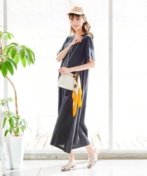 KOBE LETTUCE(コウベレタス)の「スクエアトゥクロスベルト甲深フラットバブーシュサンダル(サンダル・レディース・ブラック/ホワイト系その他/ブラウン系その他/グレイッシュベージュ・LL/S/M/L)」の22枚目の写真