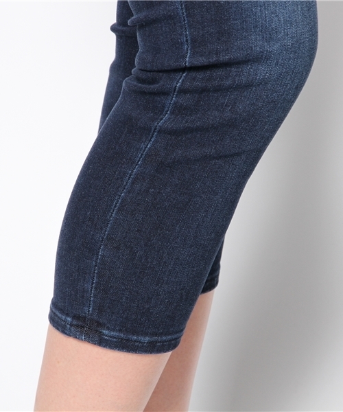 PLST（プラステ）の「【healthy】 クロップドデニムパンツ（デニムパンツ・レディース・ホワイト/インディゴブルー/ダークインディゴブルー・23inch/26inch/24inch/25inch）」の9枚目の写真