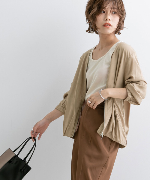 Newlyme(ニューリーミー)の「Vネックリネンブルゾン(ブルゾン・レディース・ブラック/ベージュ/カーキ・MEDIUM/LARGE)」の8枚目の写真