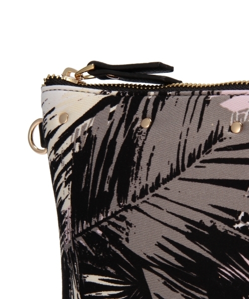 BEAUTY&YOUTH UNITED ARROWS（ビューティーアンドユースユナイテッドアローズ）の「BYSF ボタニカルプリント 2WAYクラッチバッグ（クラッチバッグ・レディース・ブラック・フリー）」の6枚目の写真