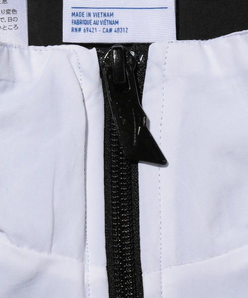 Reebok(リーボック)の「<Reebok> VECTOR FR TRK TOP/トラックジャケット(ブルゾン・メンズ・ブラック・MEDIUM/X-LARGE/LARGE)」の7枚目の写真