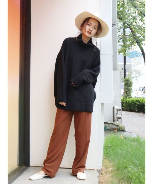 Ungrid（アングリッド）の「ハイネックワイドボリュームニット