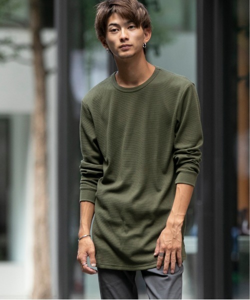 Beno(ビーノ)の「T/Cワッフル ロングレングス クルーネック Tシャツ(Tシャツ/カットソー・メンズ・ブラック/オフホワイト/グレー/ネイビー/ダークブラウン/ダークグリーン/サンドベージュ/ダークグレー/グレイッシュベージュ・M/L/LL/S)」の8枚目の写真