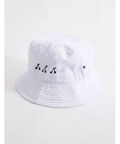POU DOU DOU（プードゥドゥ）の「チェリー刺繍バケットハット（ハット・レディース・ホワイト/ベージュ/ネイビー・8）」の14枚目の写真