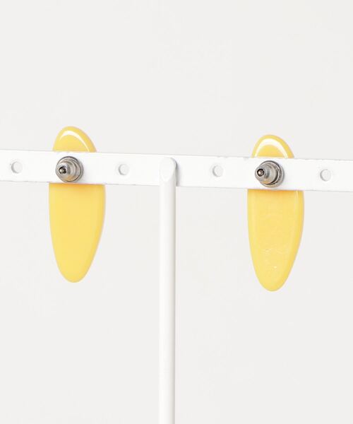 tone（トーン）の「【Caramel late】変形ピアス（ピアス（両耳用）・レディース・イエロー/グリーン/パープル/ブルー/ホワイト/オレンジ・FREE）」の7枚目の写真