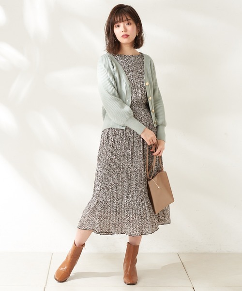 natural couture(ナチュラルクチュール)の「もちもちリブ金釦カーディガン(カーディガン/ボレロ・レディース・オフホワイト/ベージュ/ミント/ラベンダー/オレンジ・FREE)」の9枚目の写真