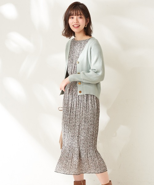 natural couture(ナチュラルクチュール)の「もちもちリブ金釦カーディガン(カーディガン/ボレロ・レディース・オフホワイト/ベージュ/ミント/ラベンダー/オレンジ・FREE)」の20枚目の写真