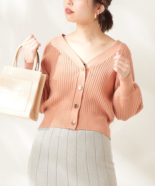 natural couture(ナチュラルクチュール)の「もちもちリブ金釦カーディガン(カーディガン/ボレロ・レディース・オフホワイト/ベージュ/ミント/ラベンダー/オレンジ・FREE)」の10枚目の写真