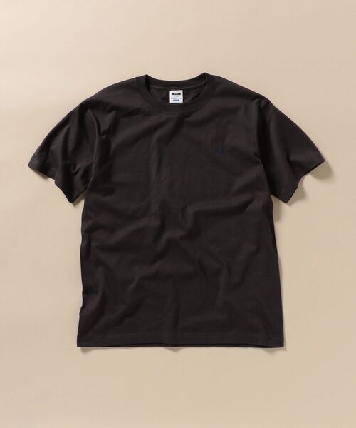 SHIPS（シップス）の「SU:【WEB限定】ワンポイント ロゴ エンブロイダリー Tシャツ（Tシャツ/カットソー・メンズ・ホワイト/ブラック/カーキ/ライトブルー/ピンク/ナチュラル/クリーム/ライトグリーン/ネイビー/グリーン/ダークグレー・S/M/L/XL）」の4枚目の写真