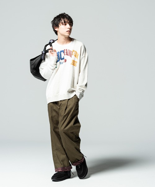glamb パンツ ブラック　ホワイト　レッド　シャカパン　ラインパンツ　2 glamb（グラム）の「Quilting wide pants / キルティングワイド