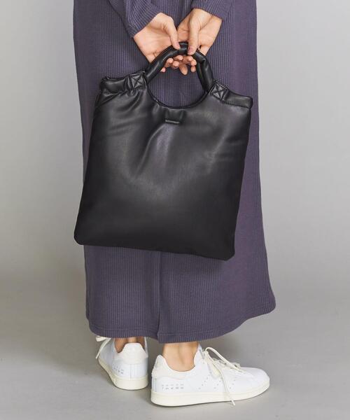 BEAUTY&YOUTH UNITED ARROWS（ビューティーアンドユースユナイテッドアローズ）の「BY ソフティーワンハンドルトートバッグ ◆（トートバッグ・レディース・ブラック/ベージュ・FREE）」の2枚目の写真