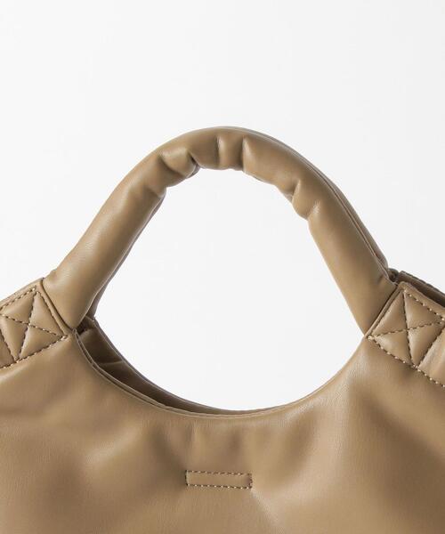 BEAUTY&YOUTH UNITED ARROWS（ビューティーアンドユースユナイテッドアローズ）の「BY ソフティーワンハンドルトートバッグ ◆（トートバッグ・レディース・ブラック/ベージュ・FREE）」の7枚目の写真