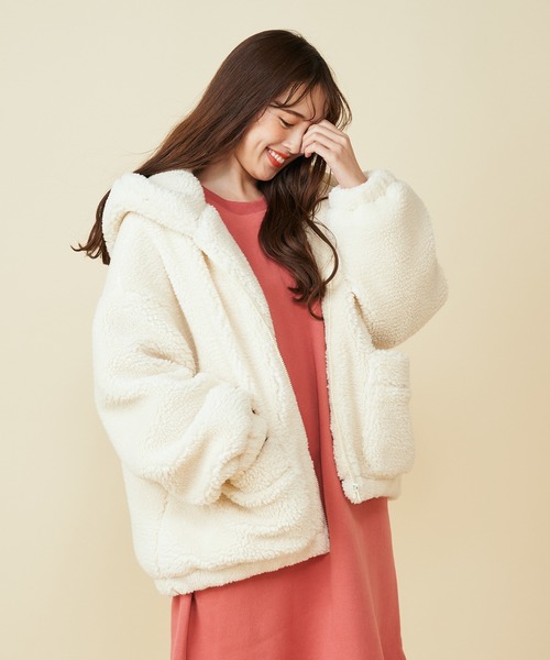 MIIA（ミーア）の「【ZOZO限定】ボアパーカージャケット（ブルゾン・レディース・ブラック/オフホワイト/ブルー/モカ・FREE）」の21枚目の写真