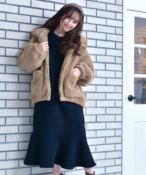 MIIA（ミーア）の「【ZOZO限定】ボアパーカージャケット（ブルゾン・レディース・ブラック/オフホワイト/ブルー/モカ・FREE）」の10枚目の写真