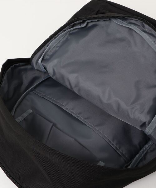 Jouet（ジョエット）の「【 Boite by jouet / ボワット バイ ジョエット 】 カラビナ バッグパック（バックパック/リュック・メンズ・ブラック/ベージュ/グリーン/パープル/チャコールグレー/ブラック×ベージュ・FREE）」の10枚目の写真