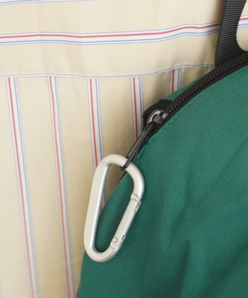 Jouet（ジョエット）の「【 Boite by jouet / ボワット バイ ジョエット 】 カラビナ バッグパック（バックパック/リュック・メンズ・ブラック/ベージュ/グリーン/パープル/チャコールグレー/ブラック×ベージュ・FREE）」の15枚目の写真