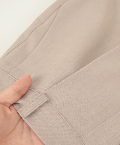 titivate(ティティベイト)の「センタープレスセミワイドスラックスパンツ(その他パンツ・レディース・グリーン系その他/ライトベージュ/モカ・S/M/L/XS)」の11枚目の写真