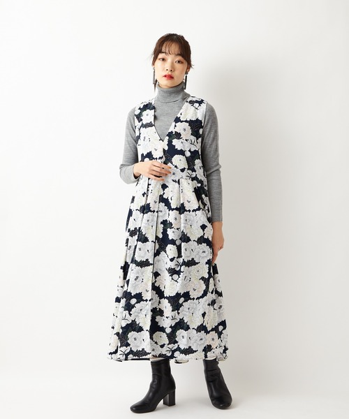 ふりふ(フリフ)の「【乱菊・春牡丹】Vネックワンピース ふりふ(フリフ)の「【乱菊・春牡丹】Vネックワンピース