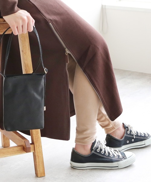 reca(レカ)の「起毛リブレギンスパンツ(レギンス/スパッツ・レディース・ピンクベージュ/ブラック/オフホワイト・FREE)」の1枚目の写真