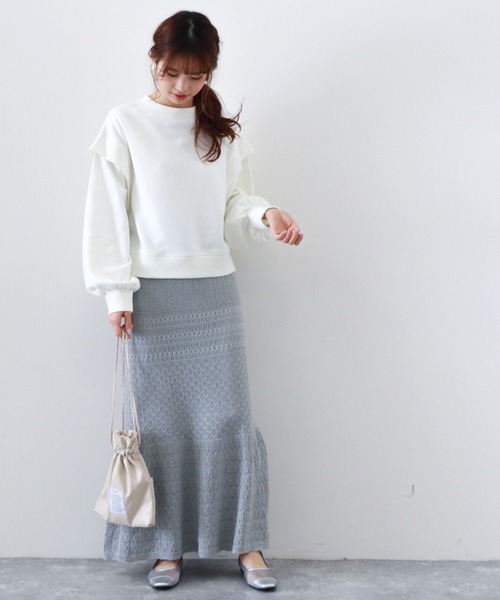 archives（アルシーヴ）の「肩デザインスウェット（スウェット・レディース・オフホワイト/グリーン/ブルー/マスタード・MEDIUM）」の7枚目の写真