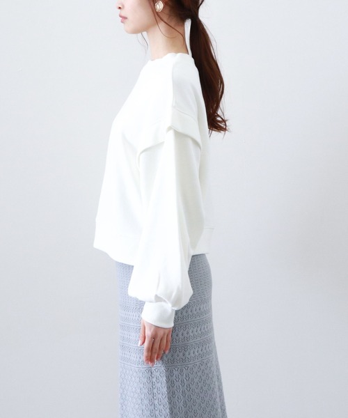 archives（アルシーヴ）の「肩デザインスウェット（スウェット・レディース・オフホワイト/グリーン/ブルー/マスタード・MEDIUM）」の8枚目の写真