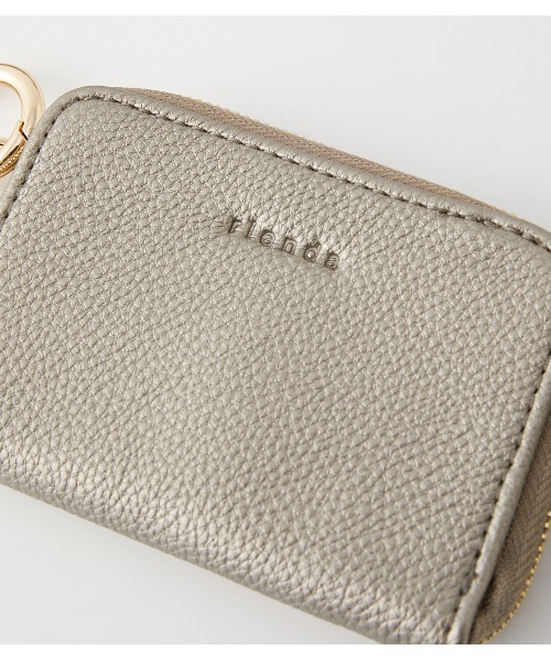 rienda（リエンダ）の「フェイクレザ―サークルリングバッグ（ショルダーバッグ・レディース・アイボリー/ブラック/シルバー・FREE）」の4枚目の写真