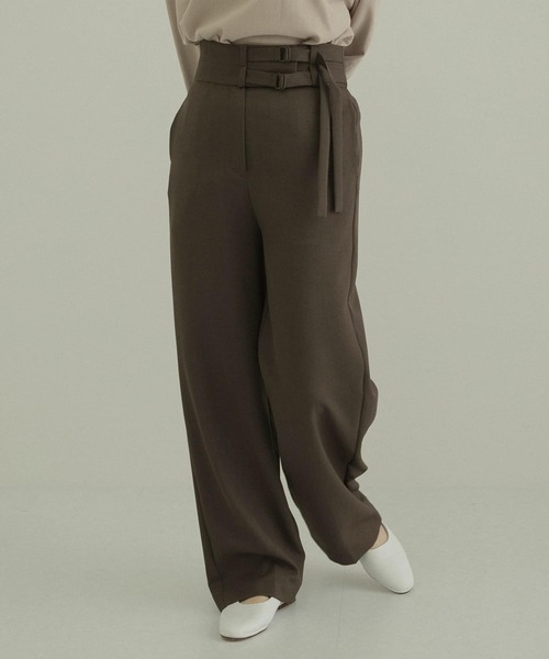 LAATO（ラート）の「DOUBLE BELT PANTS（スラックス）」 - WEAR
