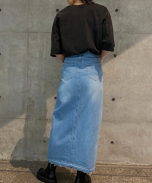 Avvenente(アベネンテ)の「【Avvenente】ヴィンテージライクプリントTシャツ(Tシャツ/カットソー・レディース・ライトグレー/ブラック・M)」の6枚目の写真