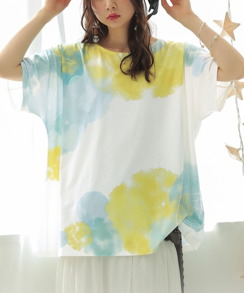 osharewalker（オシャレウォーカー）の「『水彩プリントドルマンTシャツ』（Tシャツ/カットソー・レディース・イエロー/ラベンダー・FREE）」の9枚目の写真