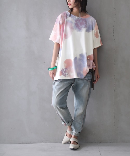 osharewalker（オシャレウォーカー）の「『水彩プリントドルマンTシャツ』（Tシャツ/カットソー・レディース・イエロー/ラベンダー・FREE）」の21枚目の写真