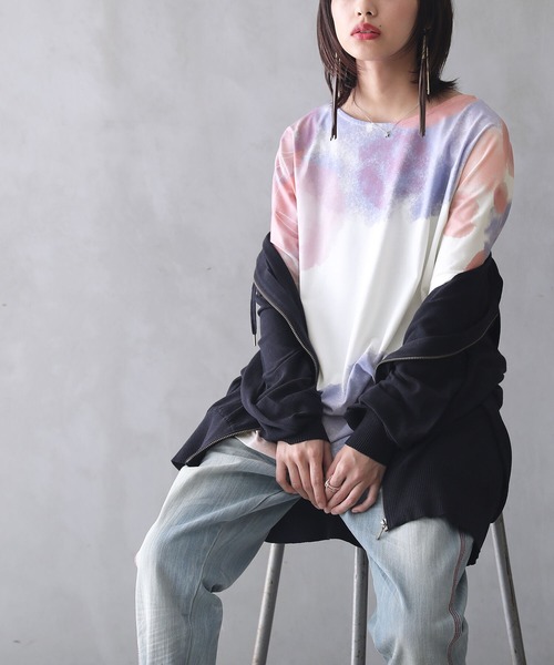 osharewalker（オシャレウォーカー）の「『水彩プリントドルマンTシャツ』（Tシャツ/カットソー・レディース・イエロー/ラベンダー・FREE）」の7枚目の写真