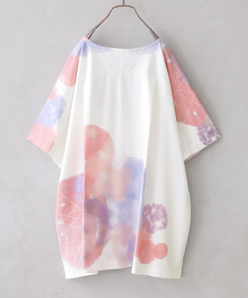 osharewalker（オシャレウォーカー）の「『水彩プリントドルマンTシャツ』（Tシャツ/カットソー・レディース・イエロー/ラベンダー・FREE）」の8枚目の写真