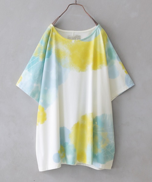 osharewalker（オシャレウォーカー）の「『水彩プリントドルマンTシャツ』（Tシャツ/カットソー・レディース・イエロー/ラベンダー・FREE）」の5枚目の写真