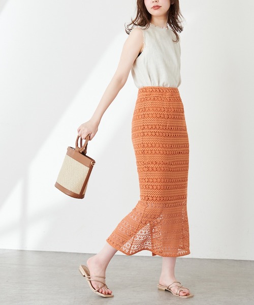 natural couture（ナチュラルクチュール）の「透かし編みレーススカート（スカート・レディース・ブラック/オレンジ/アイボリー・FREE）」の3枚目の写真
