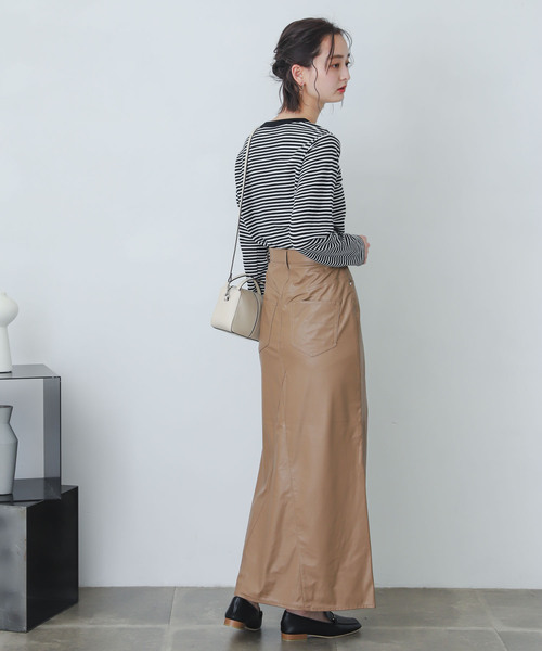 SENSE OF PLACE by URBAN RESEARCH(センスオブプレイスバイアーバンリサーチ)の「naturaglace×SENSE OF PLACE 『別注』ナチュラグラッセフェイクレザースカート(スカート・レディース・パープル/ブラウン/ピンク・ONE)」の6枚目の写真