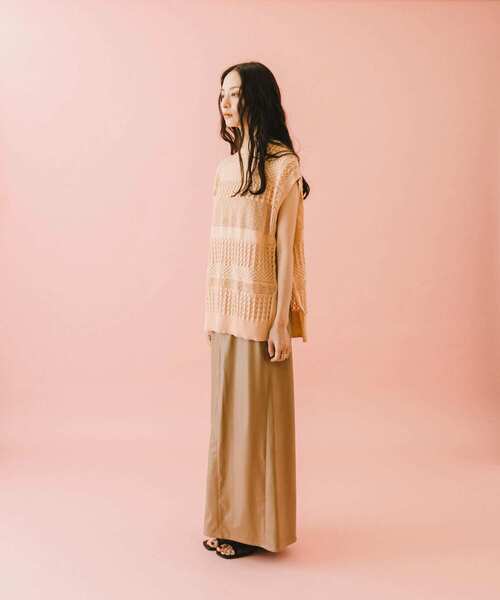 SENSE OF PLACE by URBAN RESEARCH(センスオブプレイスバイアーバンリサーチ)の「naturaglace×SENSE OF PLACE 『別注』ナチュラグラッセフェイクレザースカート(スカート・レディース・パープル/ブラウン/ピンク・ONE)」の13枚目の写真