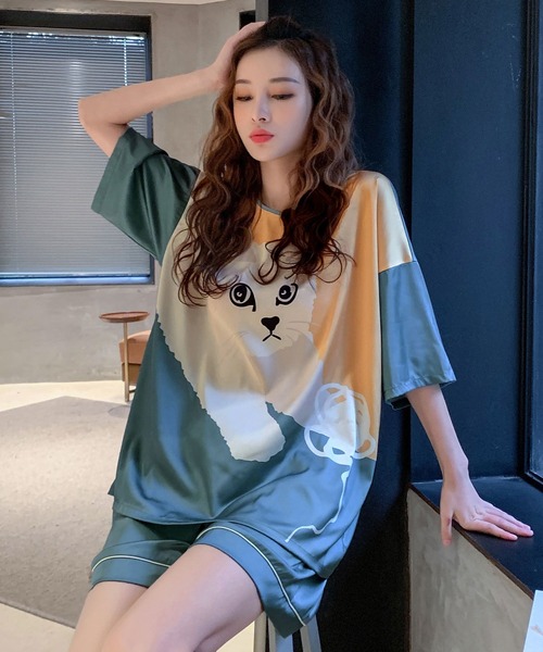 OSYAREVO(オシャレボ)の「キャットプリント ビッグT セットルームウェア(ルームウェア/パジャマ・レディース・グリーン・ONESIZE)」の6枚目の写真