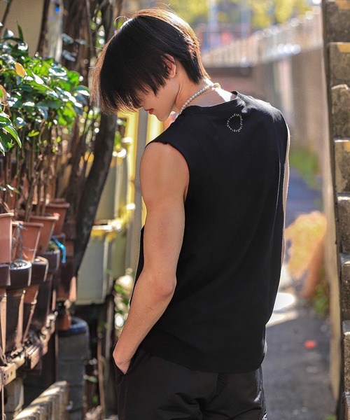 Espina(エスピナ)の「コンセプチュアルノースリーブTシャツ(タンクトップ・メンズ・ブラック・FREE)」の10枚目の写真