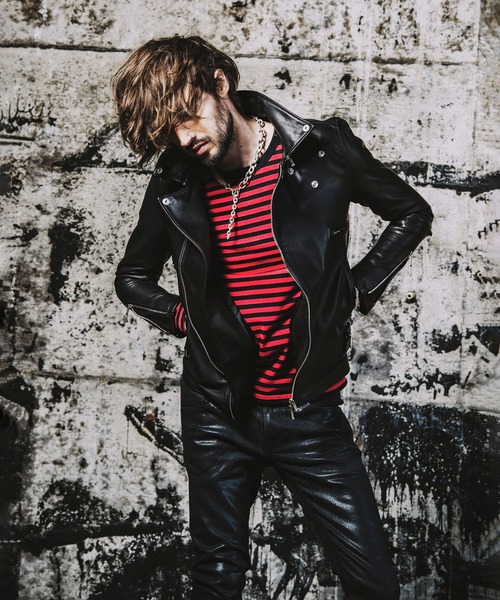 NO ID.（ノーアイディ）の「オイルドホースレザーWライダースJKT（ライダースジャケット・メンズ・ブラック/ダークネイビー・1/3/2）」の16枚目の写真