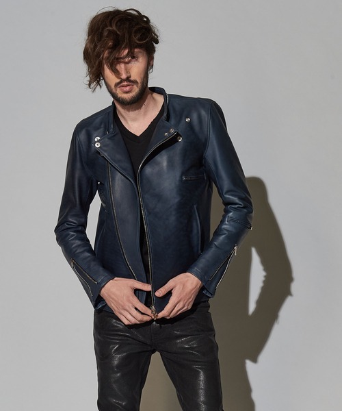 NO ID.（ノーアイディ）の「オイルドホースレザーWライダースJKT（ライダースジャケット・メンズ・ブラック/ダークネイビー・1/3/2）」の21枚目の写真