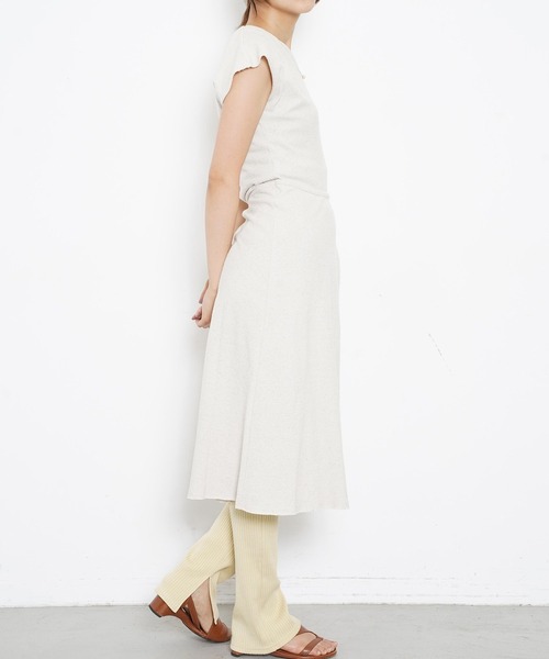 KIIRA(キーラ)の「Kiira BRUSH WRAP OP(ワンピース・レディース・ベージュ/ブラック・ONE SIZE)」の14枚目の写真