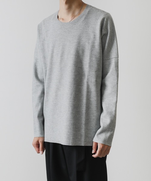 ATTACHMENT(アタッチメント)の「MELTON JERSEY CREWNECK LOOSE-FIT T-SHIRT L/S(ニット/セーター・メンズ・ライトグレー/ブラック/オフホワイト・1/2/3)」の4枚目の写真