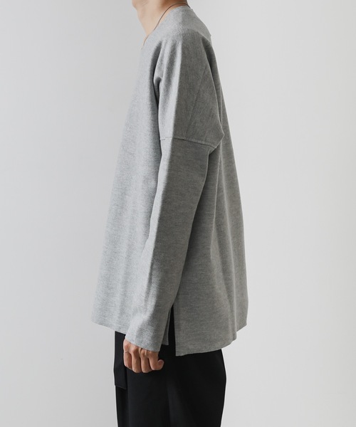 ATTACHMENT(アタッチメント)の「MELTON JERSEY CREWNECK LOOSE-FIT T-SHIRT L/S(ニット/セーター・メンズ・ライトグレー/ブラック/オフホワイト・1/2/3)」の5枚目の写真
