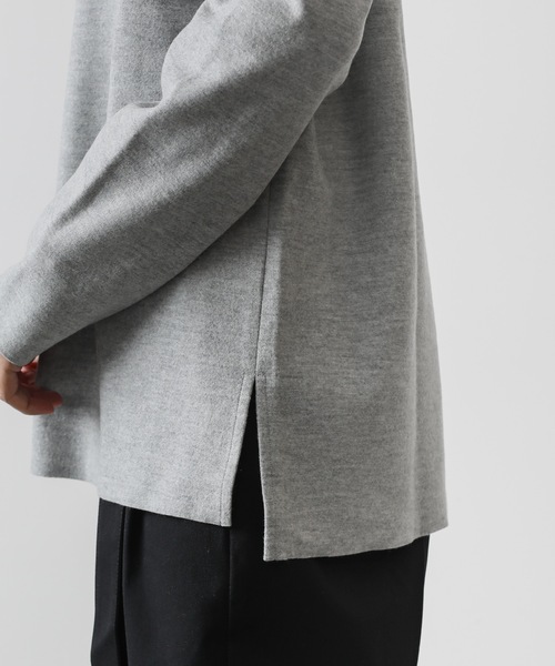 ATTACHMENT(アタッチメント)の「MELTON JERSEY CREWNECK LOOSE-FIT T-SHIRT L/S(ニット/セーター・メンズ・ライトグレー/ブラック/オフホワイト・1/2/3)」の8枚目の写真