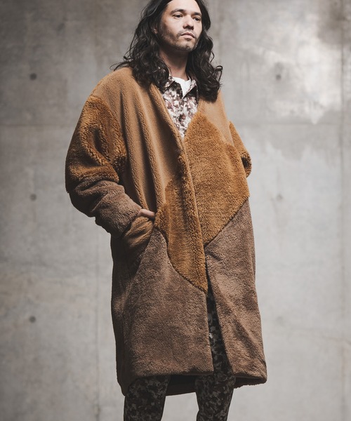 GLIMCLAP（グリムクラップ）の「mj8035-Shaggy material patchwork design coat コート（ノーカラーコート・メンズ・チャコール/ブラック/キャメル・M/S/L）」の4枚目の写真